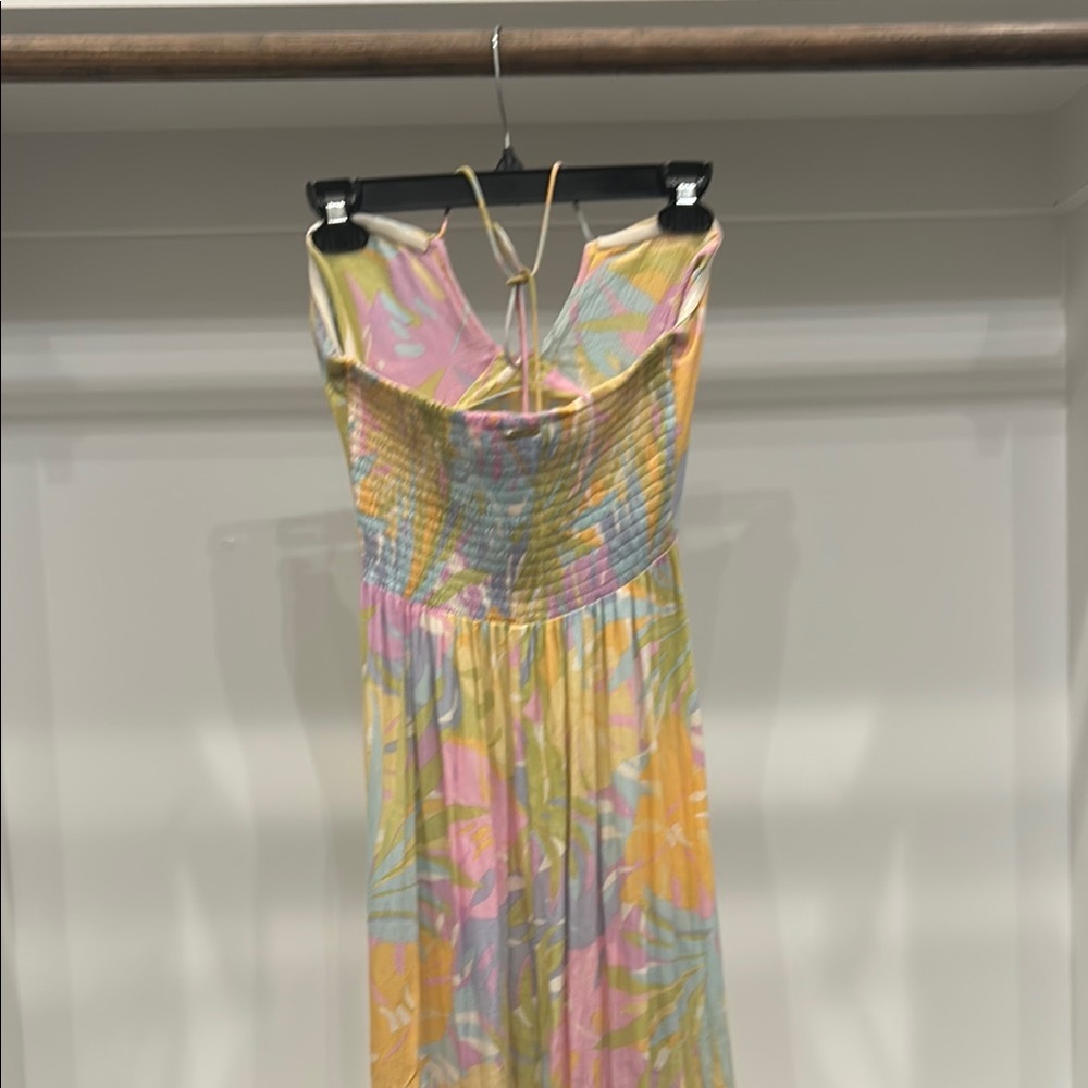 Tropical Billabong Maxi Dress with Halter Neck - Picture 2 of 7